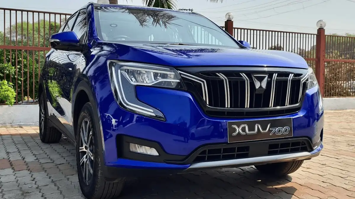 Mahindra XUV700 AX7L